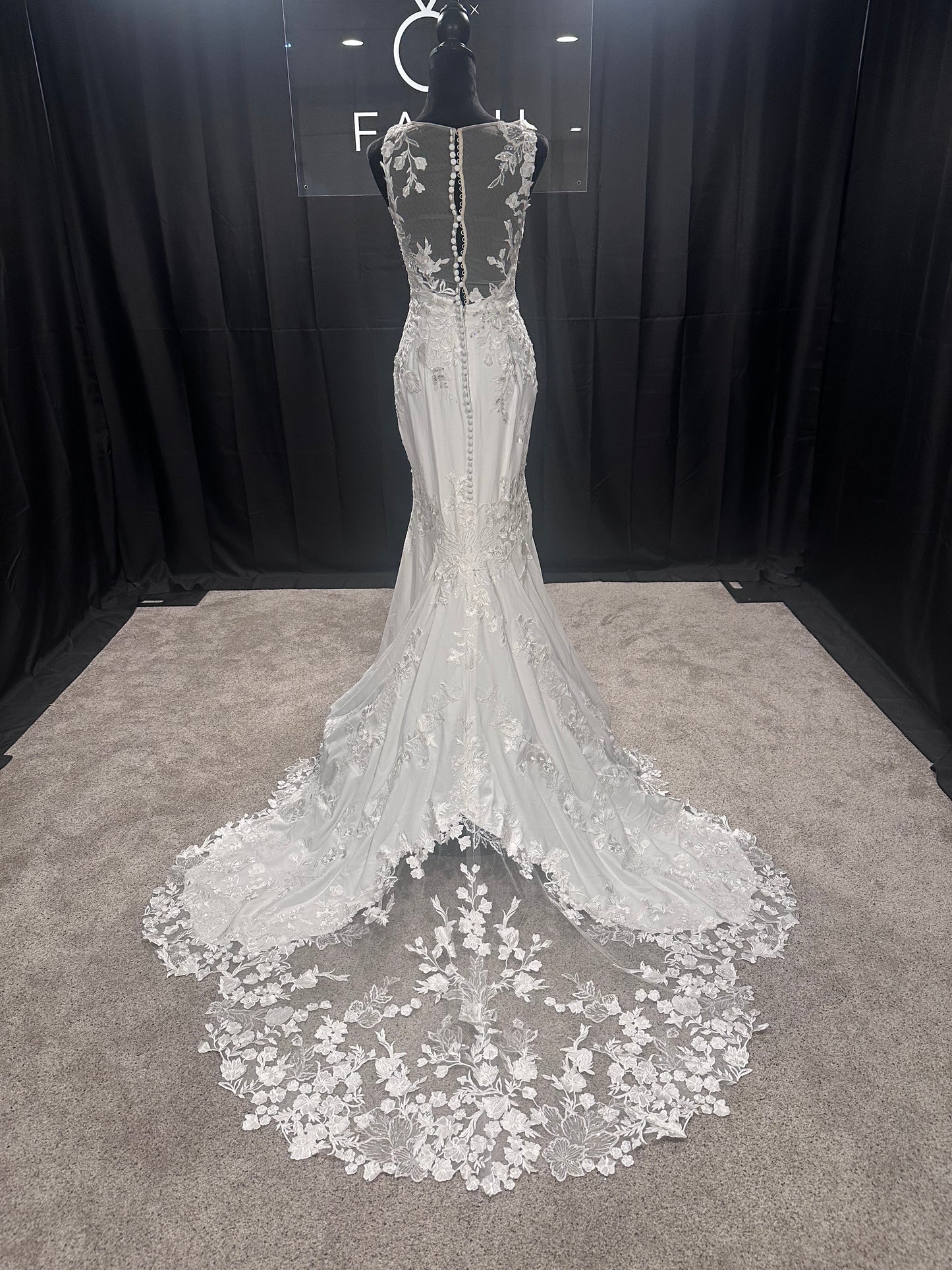 Justin Alexander 88143 Size 8