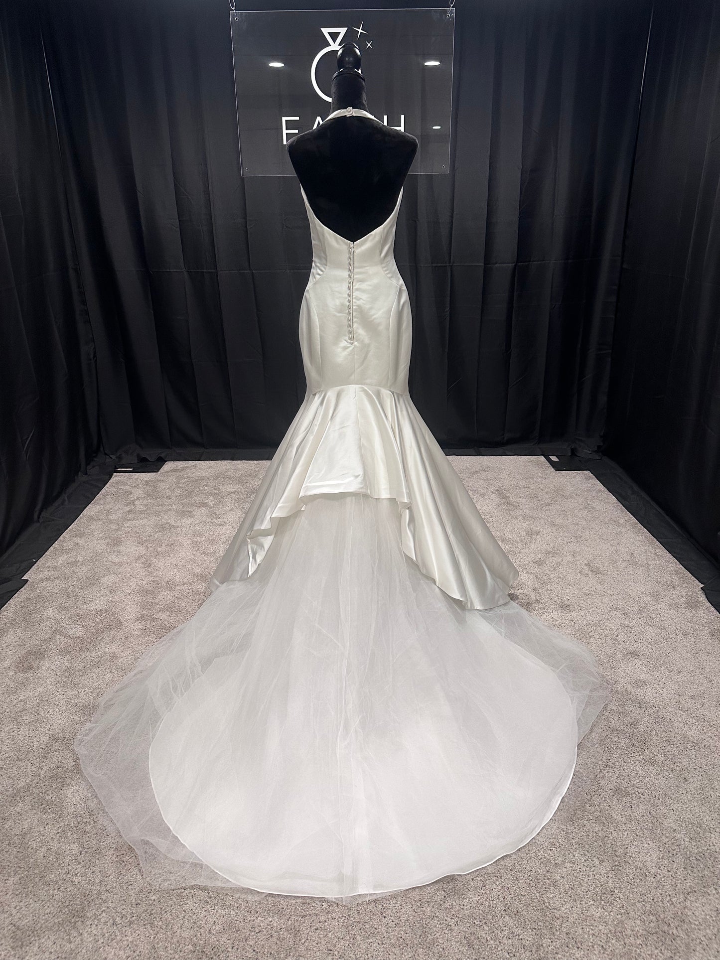 Christina Wu 18236 Size 8