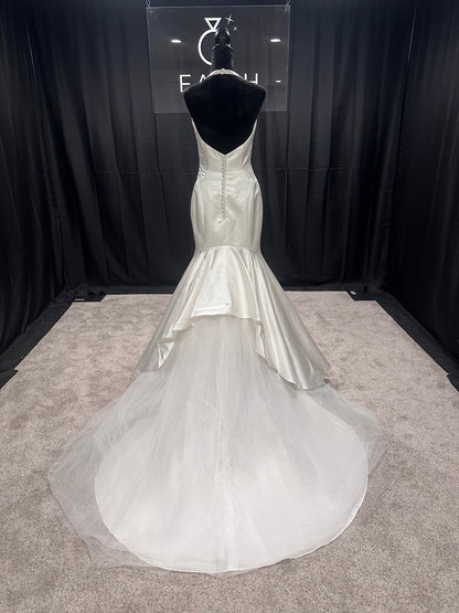 Christina Wu 18236 Size 8