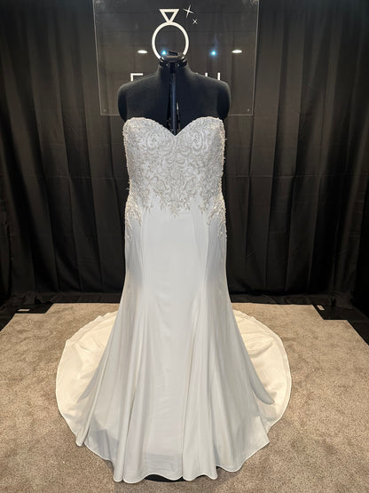 Enchanting by Mon Cheri 119116 Size 22