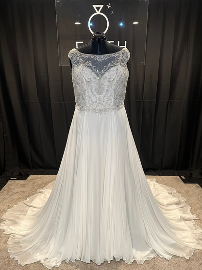 Sophia Tolli Y21518 Size 22