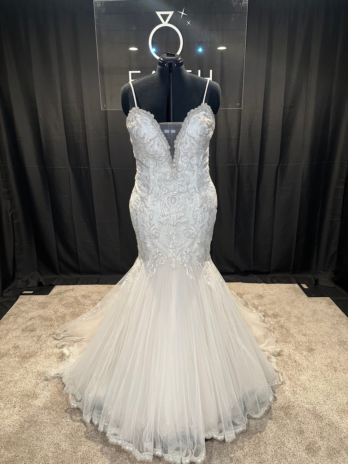 Enchanting by Mon Cheri 218174 Size 18