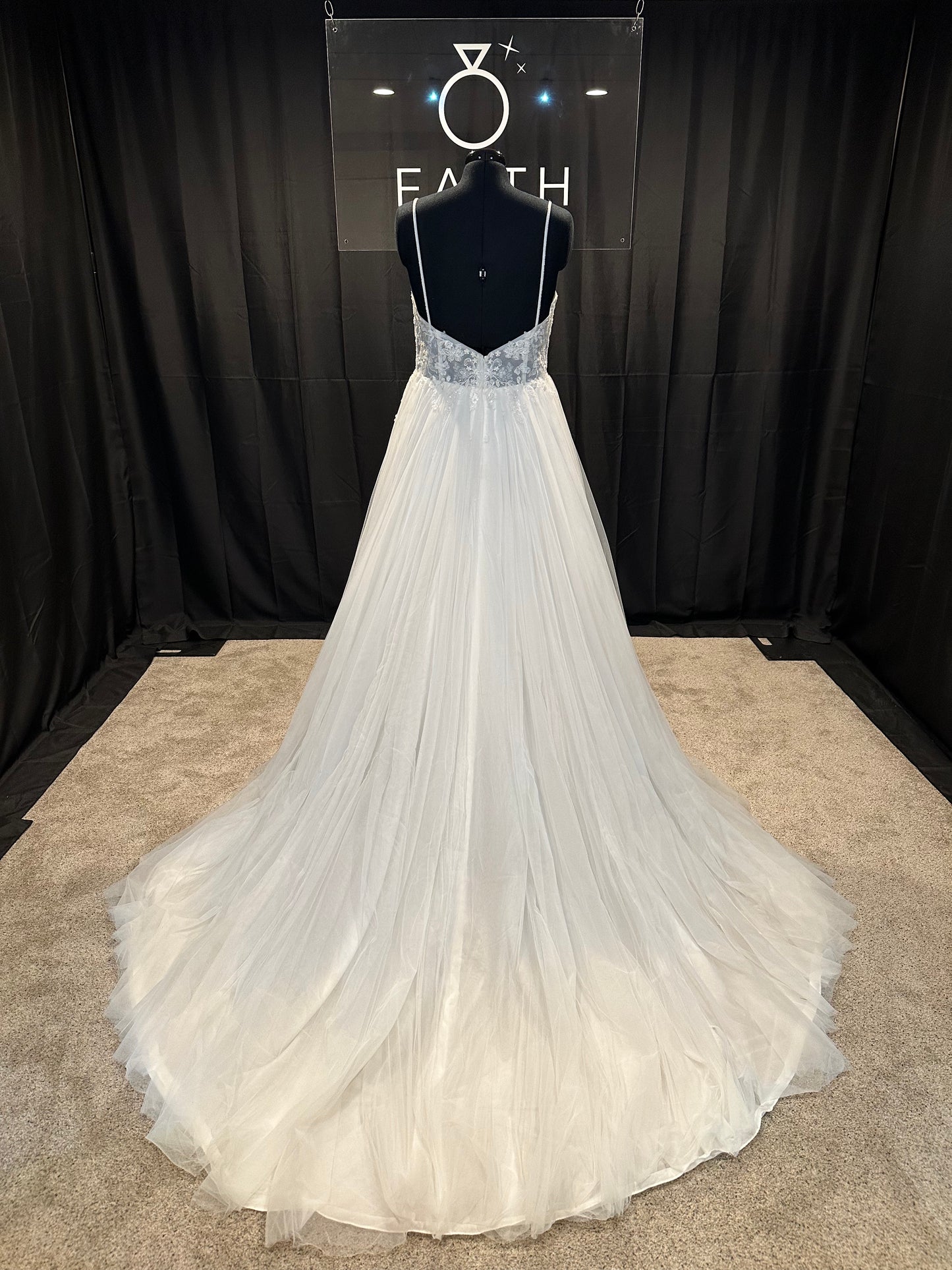 Eileen Size 16