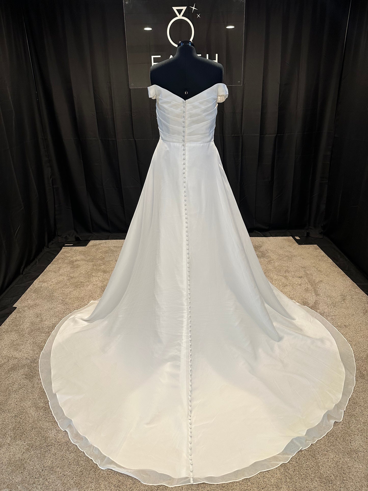 Carley Size 14