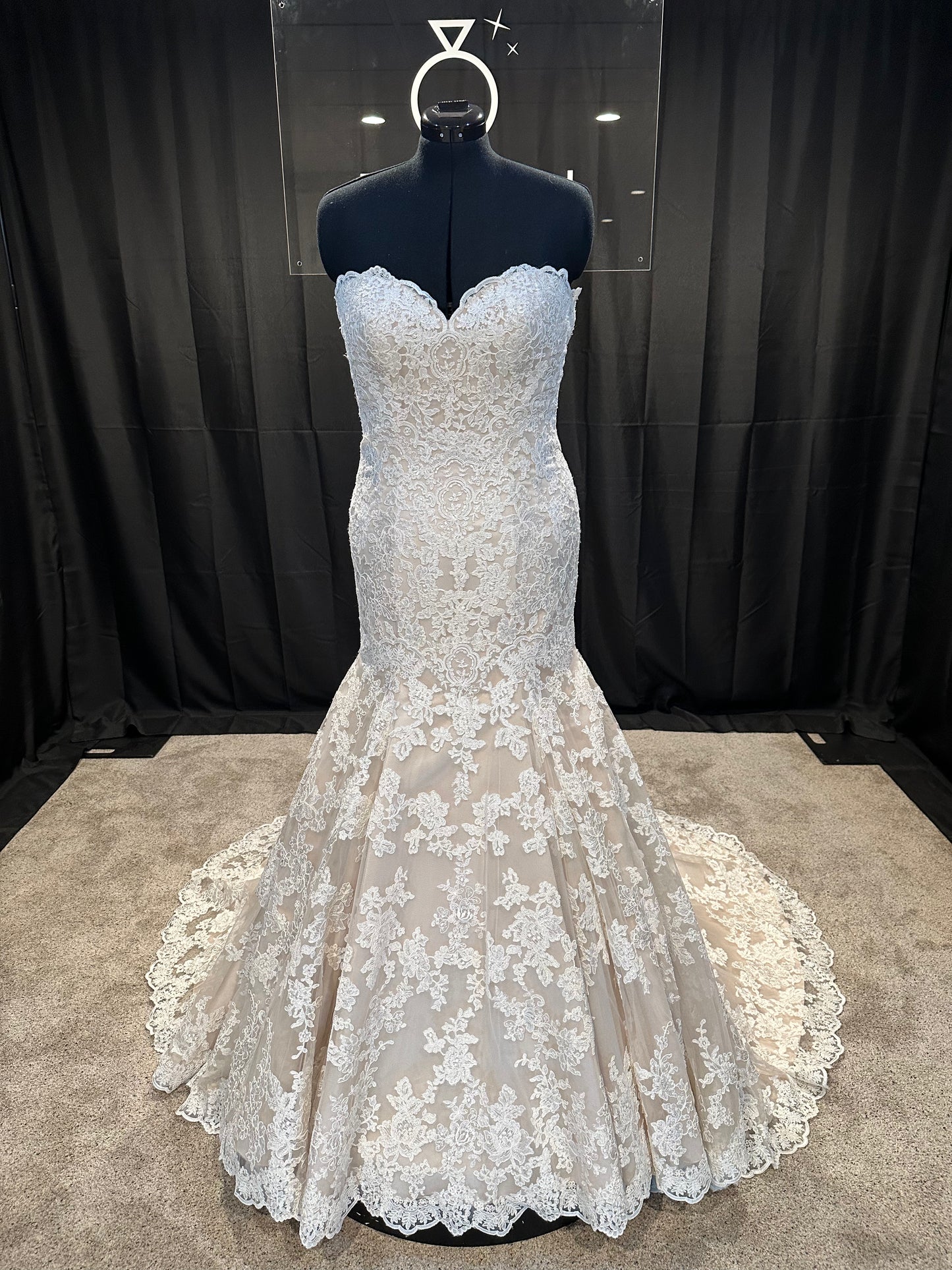 Allure 9215 Size 14