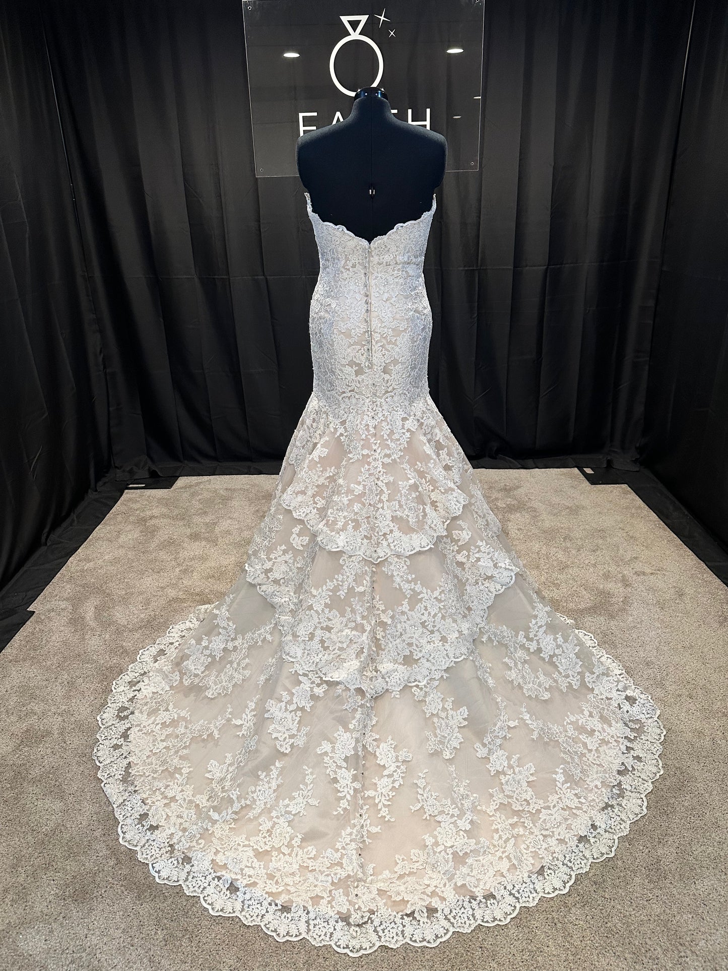 Allure 9215 Size 14