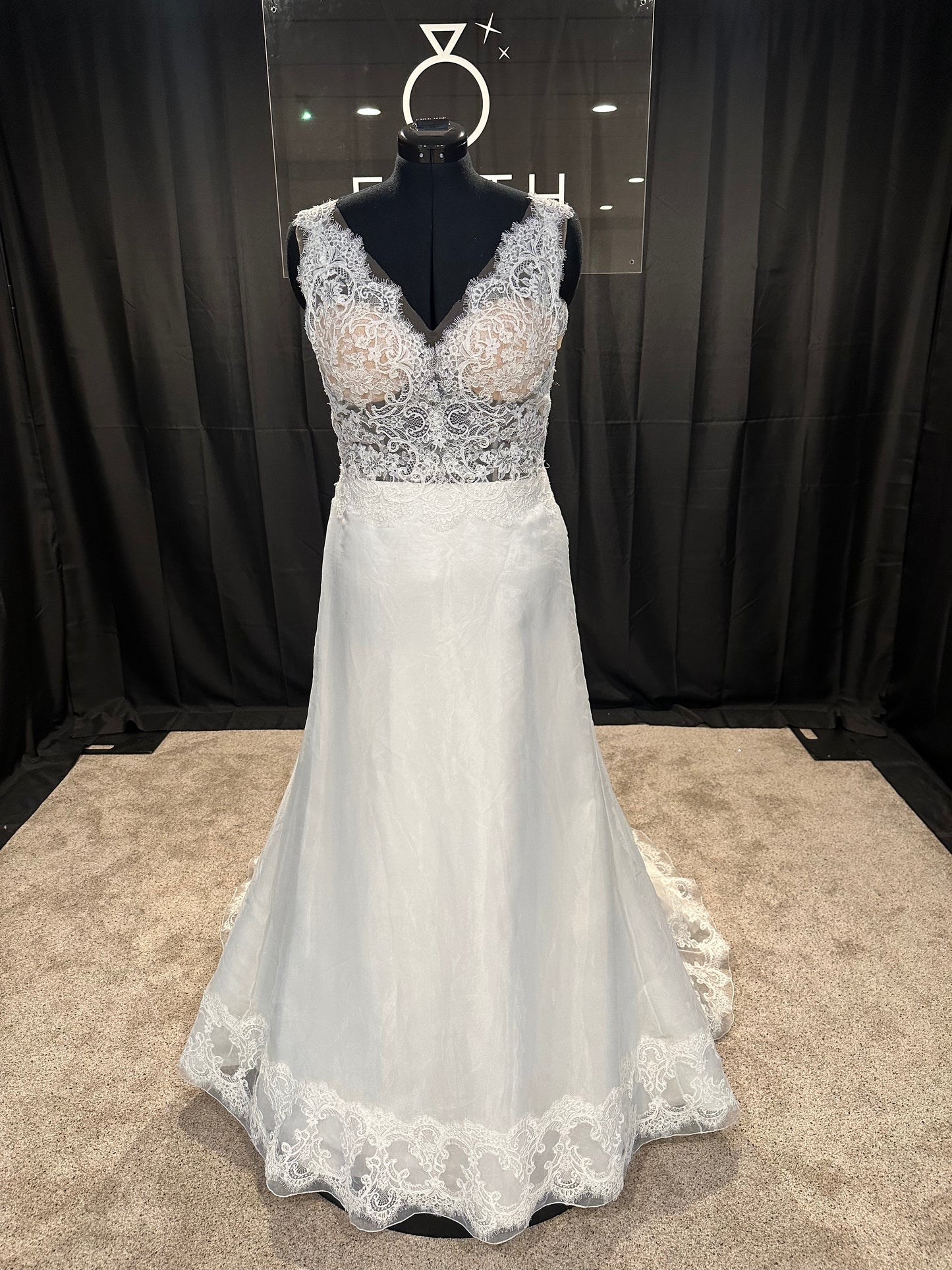 Casablanca BL269 Size 14