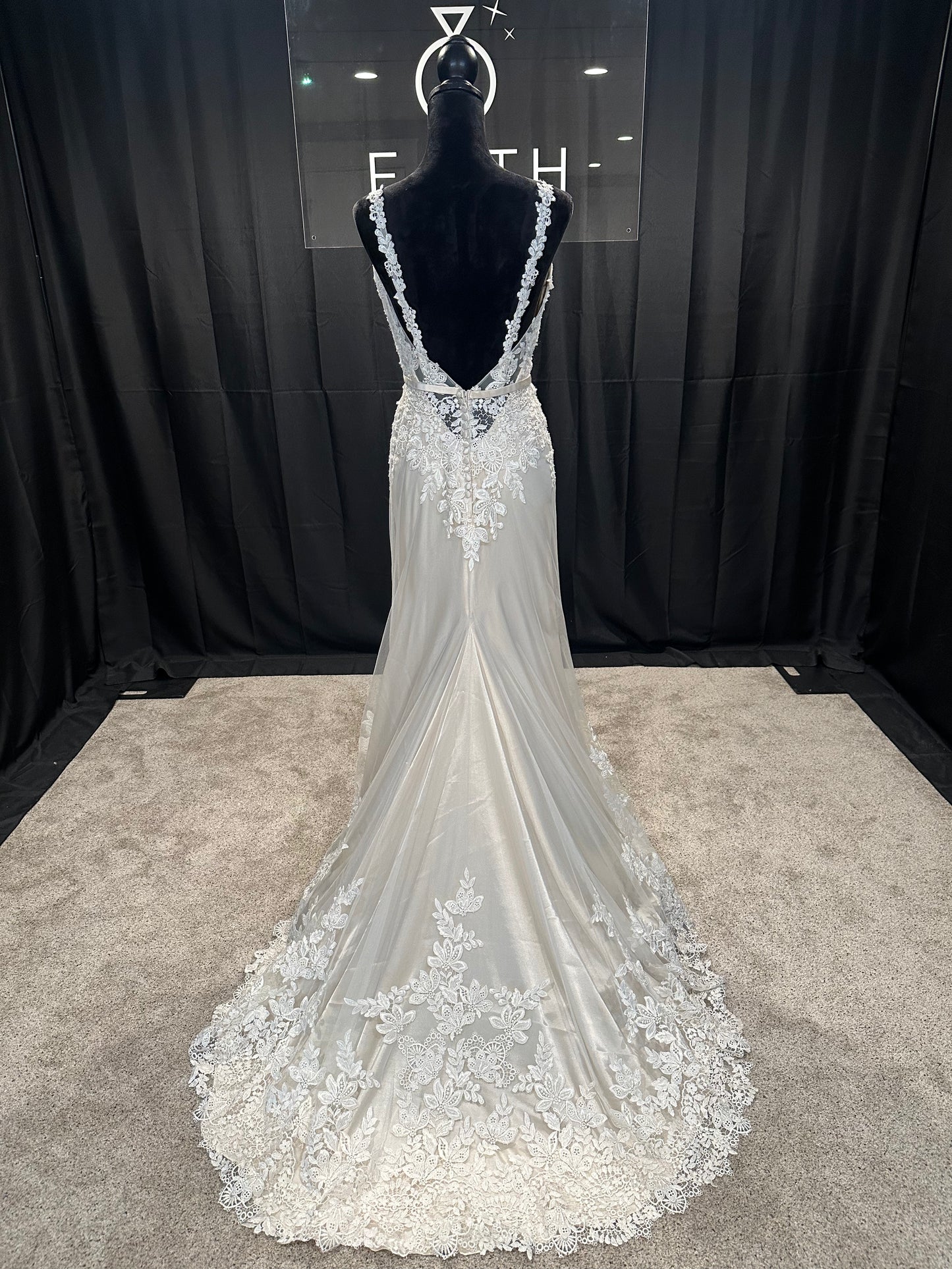 Casablanca 2210 Size 10