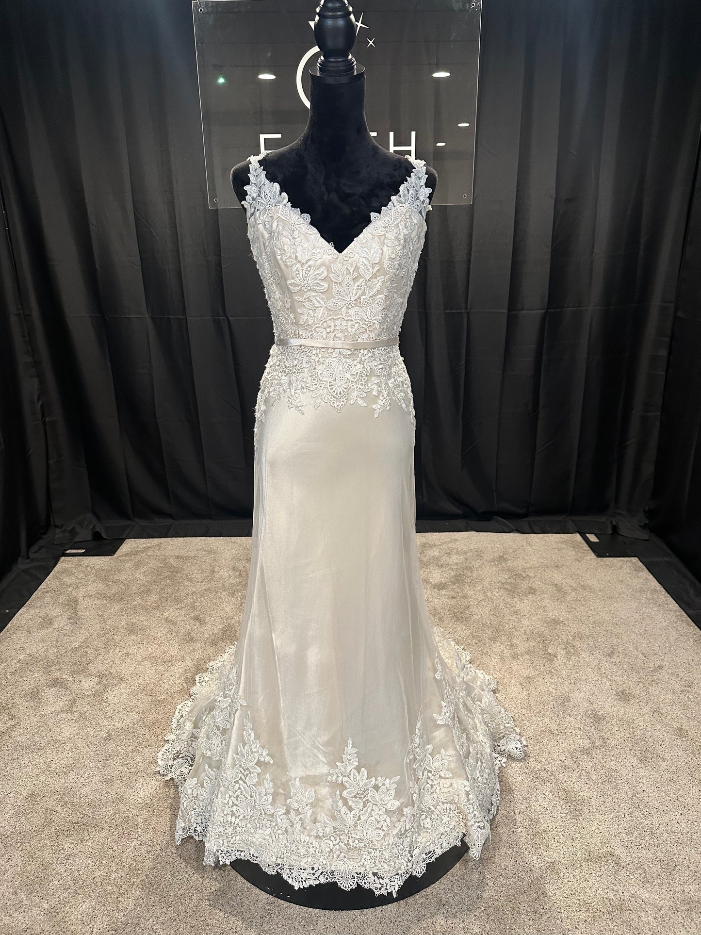 Casablanca 2210 Size 10