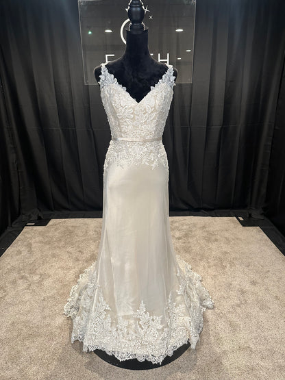 Casablanca 2210 Size 10