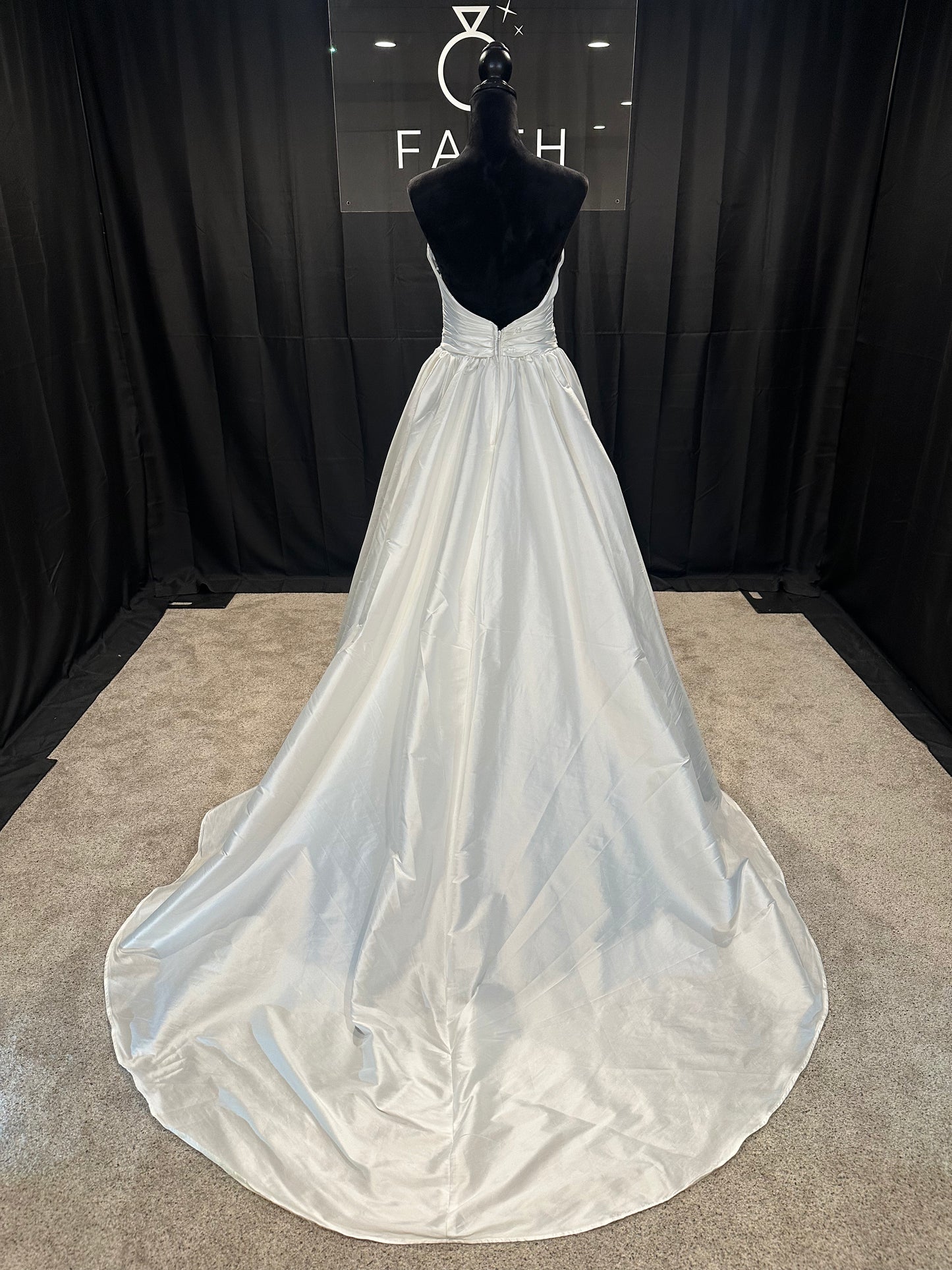Maggie Sottero Felisha Size 8