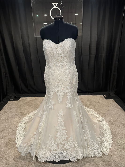 Maggie Sottero Saige Size 16