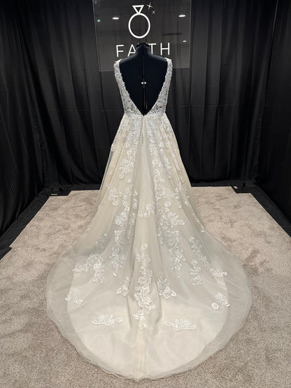 Christina Wu 18119 Size 14