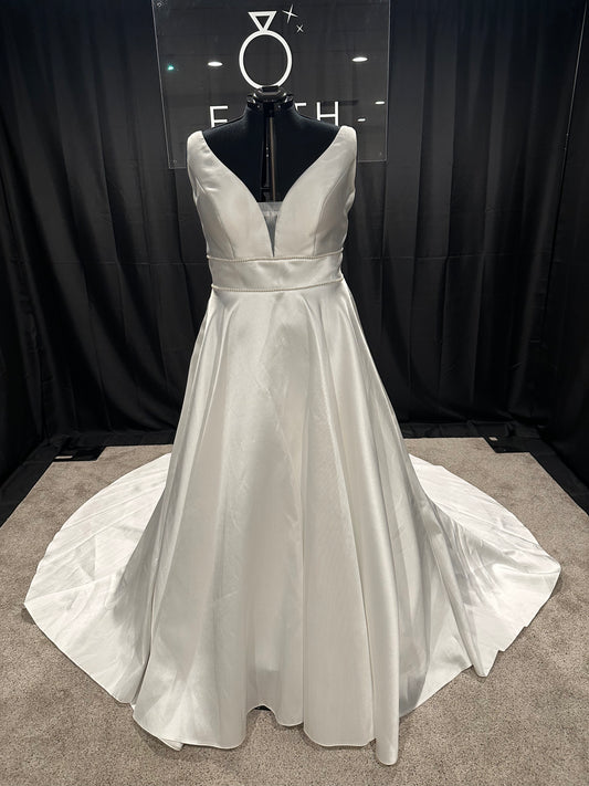 Helen Fontaine HFW4264 Size 22