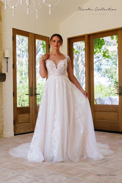 Evelyn Bridal Aniko Size 6