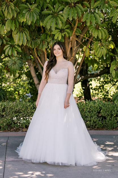 Evelyn Bridal Aries Size 6