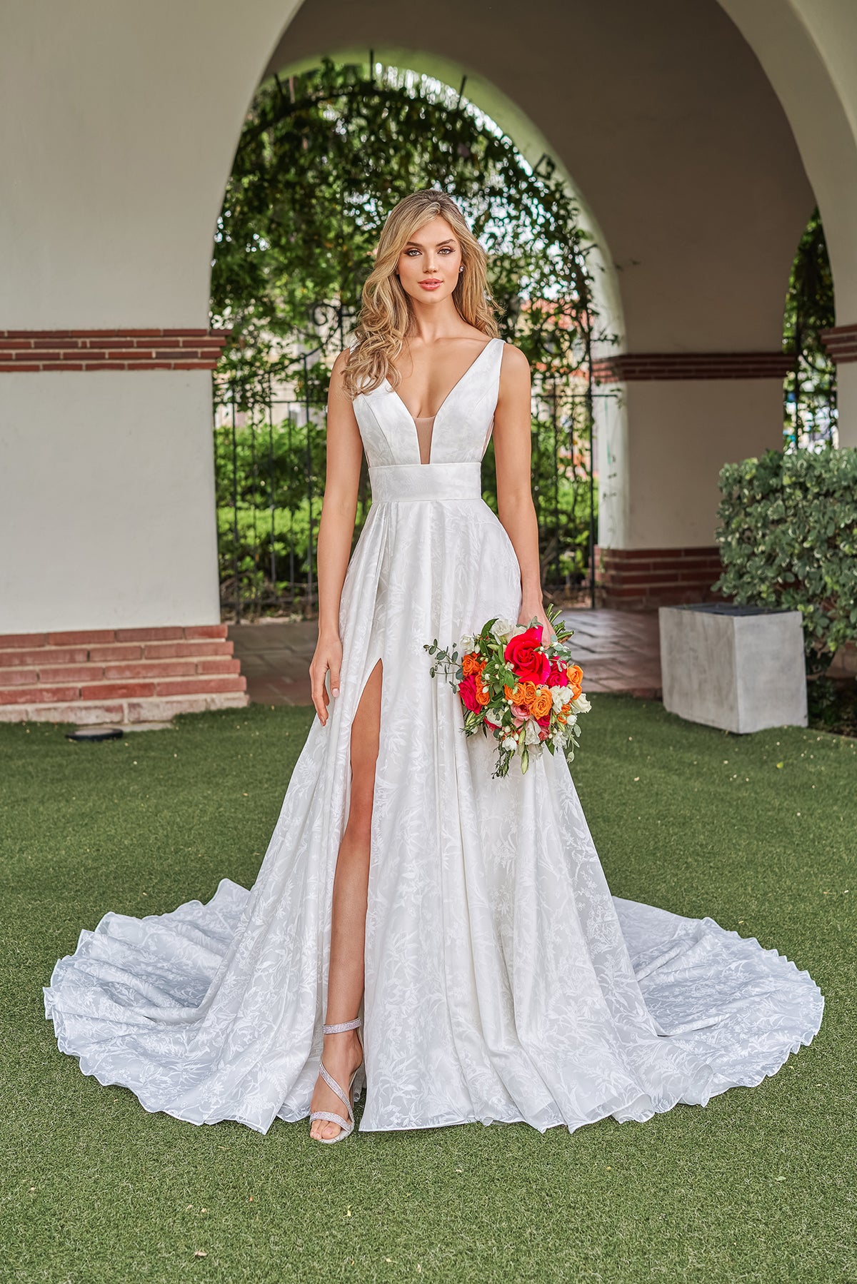 Jasmine Bridal T262015 Size 14