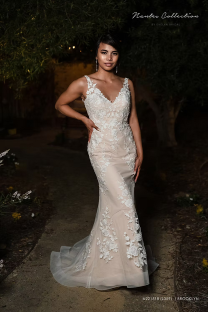 Evelyn Bridal Brooklyn Size 24