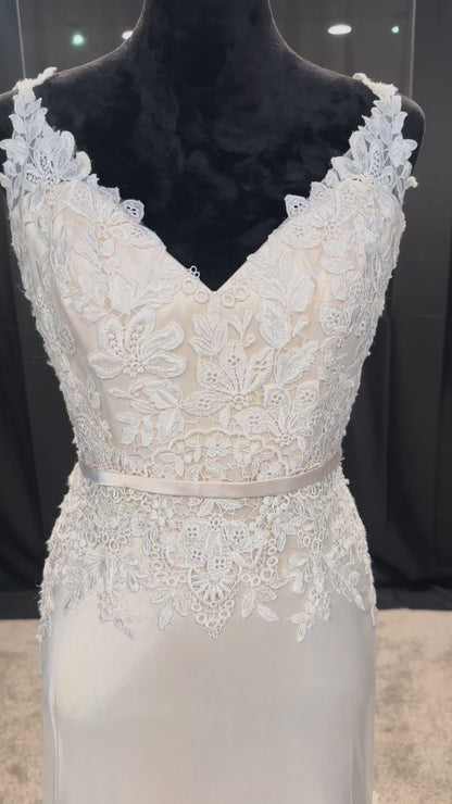 Casablanca 2210 Size 10