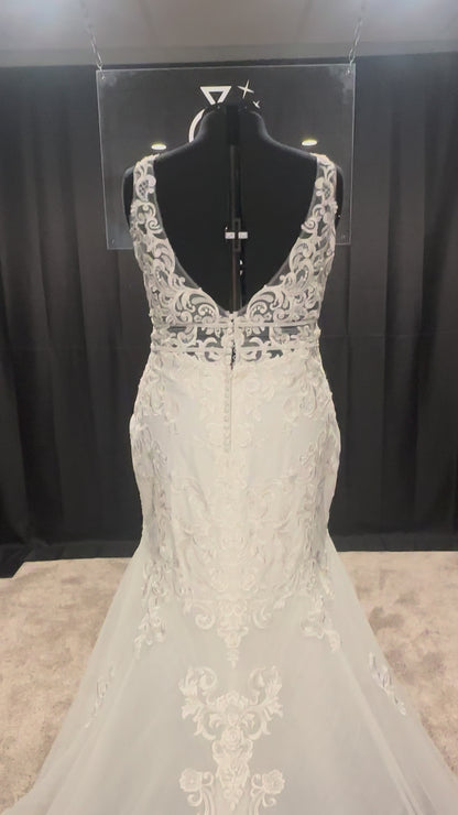 Celeste Size 20
