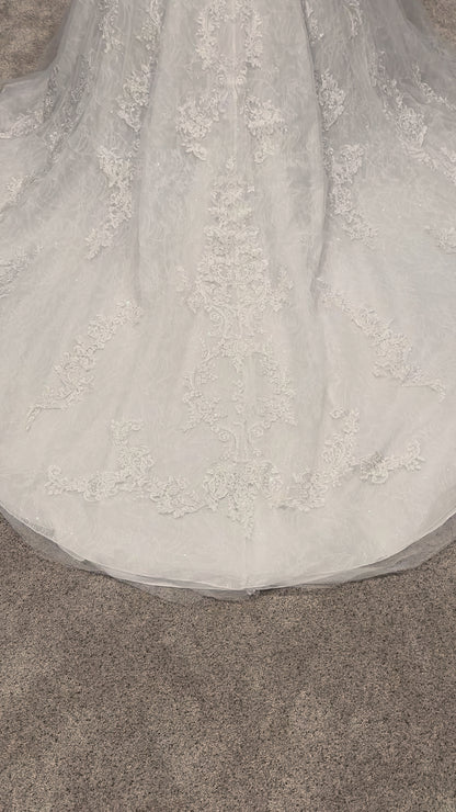 Jasmine Bridal T222064N Size 24