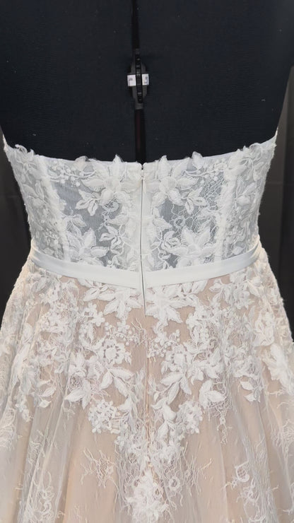 Isabella Size 16