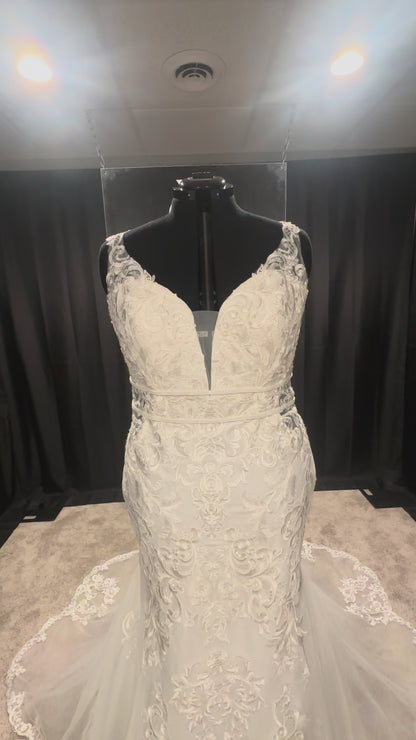 Celeste Size 20