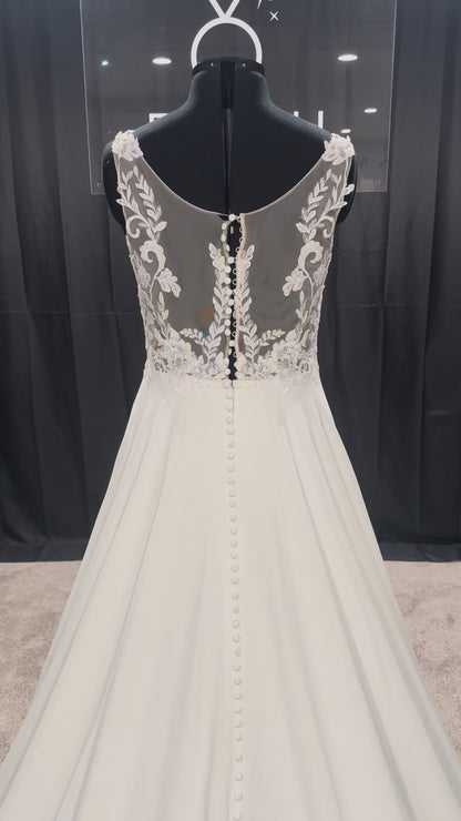 Moonlight Bridal T127 Size 14