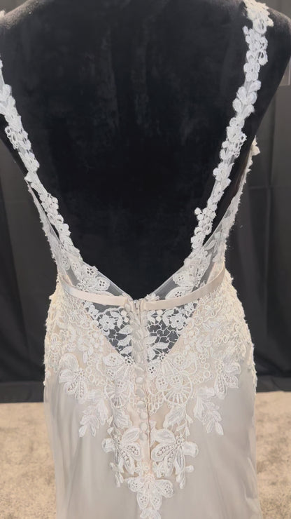 Casablanca 2210 Size 10