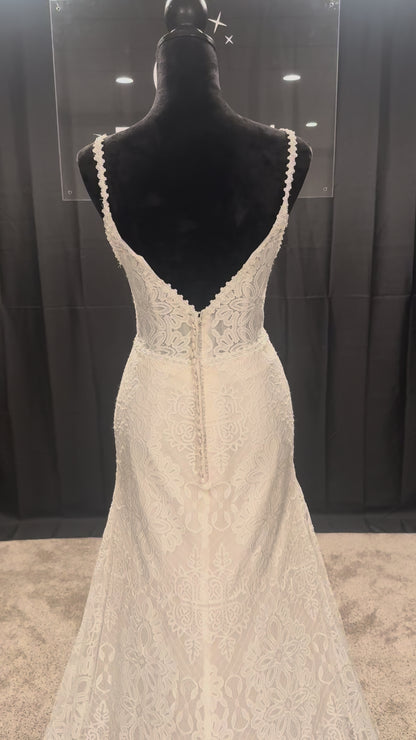 Evelyn Bridal Eve Size 6