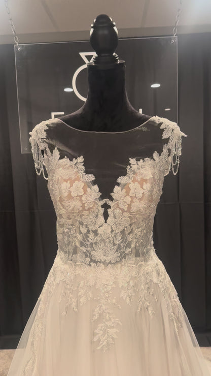 Evelyn Bridal Aniko Size 6