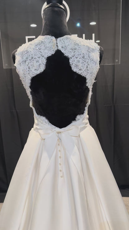 Stella York 5902DM Size 8