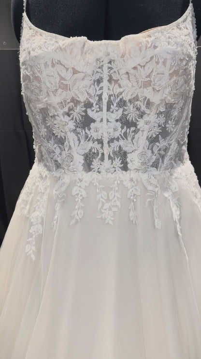 Christina Wu 15798 Size 22