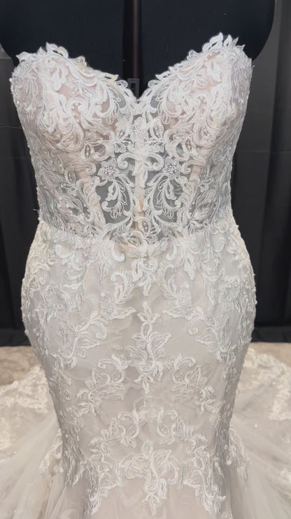 Jasmine Bridal T242021 Size 18
