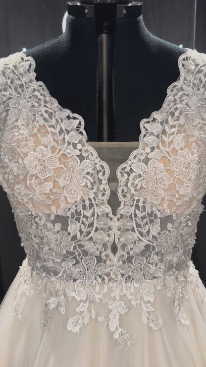 Ruth Size 14