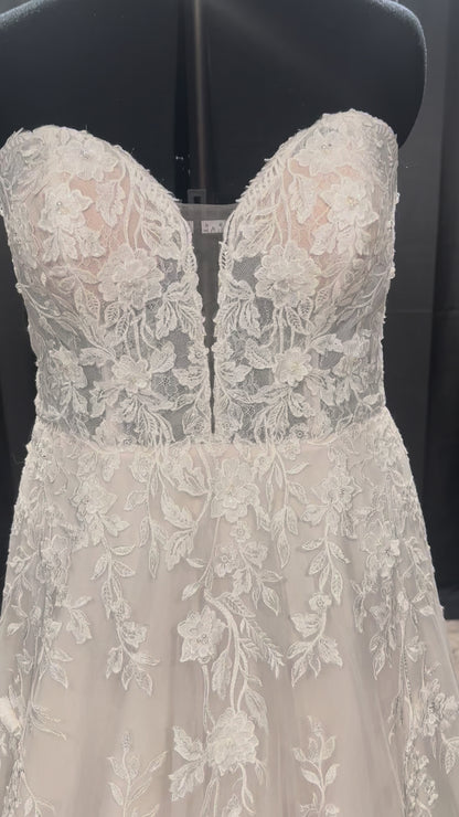 Jasmine Bridal T242024 Size 24