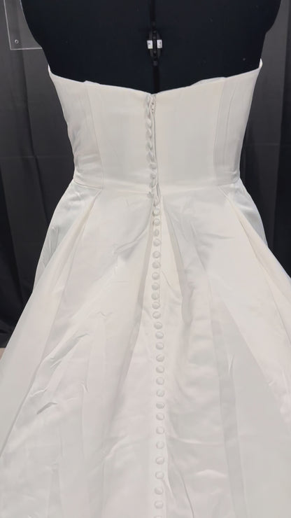 Sophia Size 14