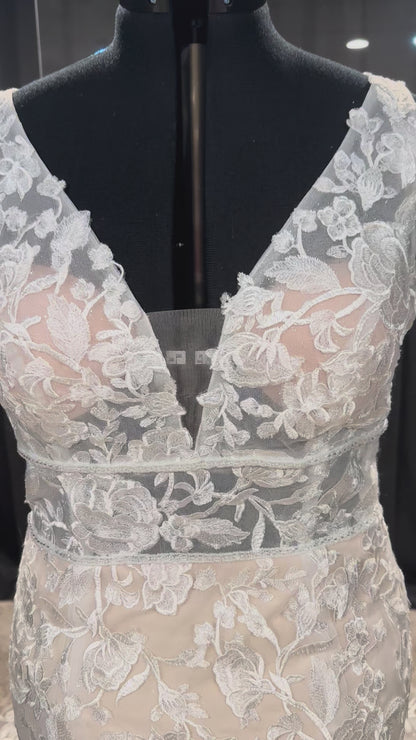 Moonlight Bridal J6876 Size 18