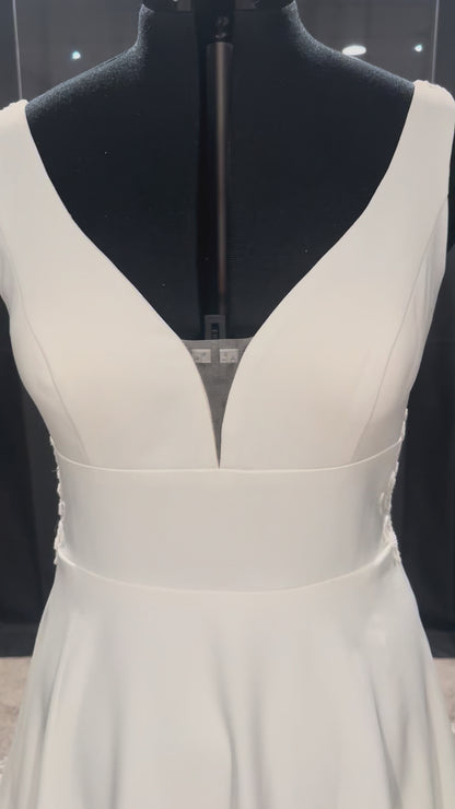 Moonlight Bridal T127 Size 14