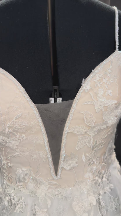 Sharon Size 18