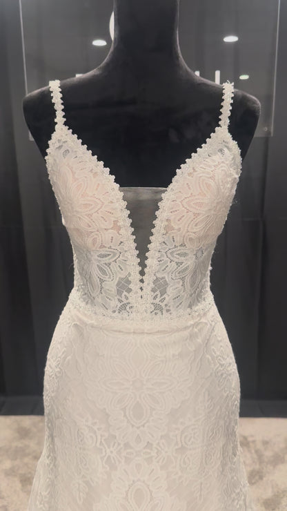Evelyn Bridal Eve Size 6