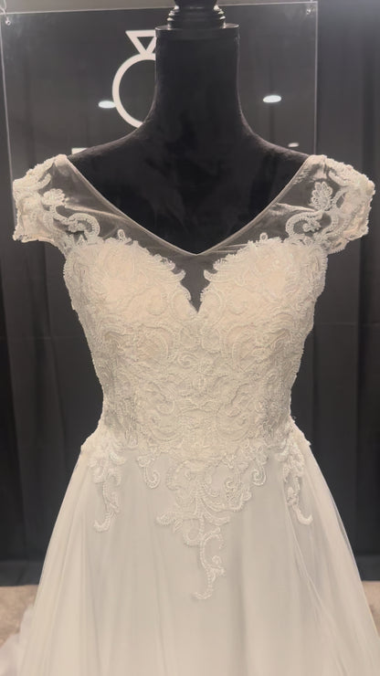 Evelyn Bridal Mila Size 6