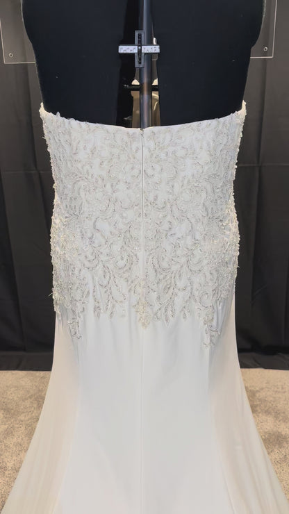 Enchanting by Mon Cheri 119116 Size 22