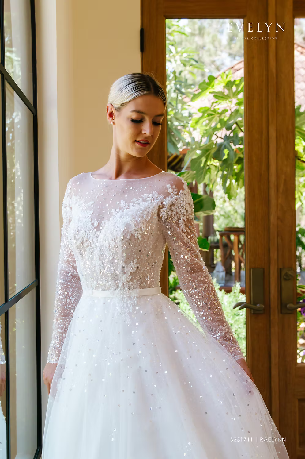 Evelyn Bridal Raelynn Size 6